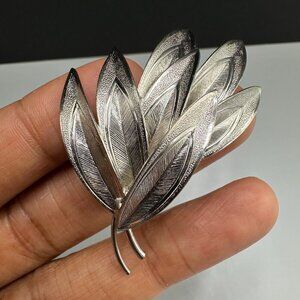 3/$30 Vintage Silver Tone Leaf Spray Brooch Textured Botanical Nature Pin 1.75"